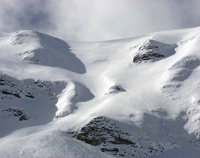 101 Il tratto finale più ripido del canale est del Monte Bove sud